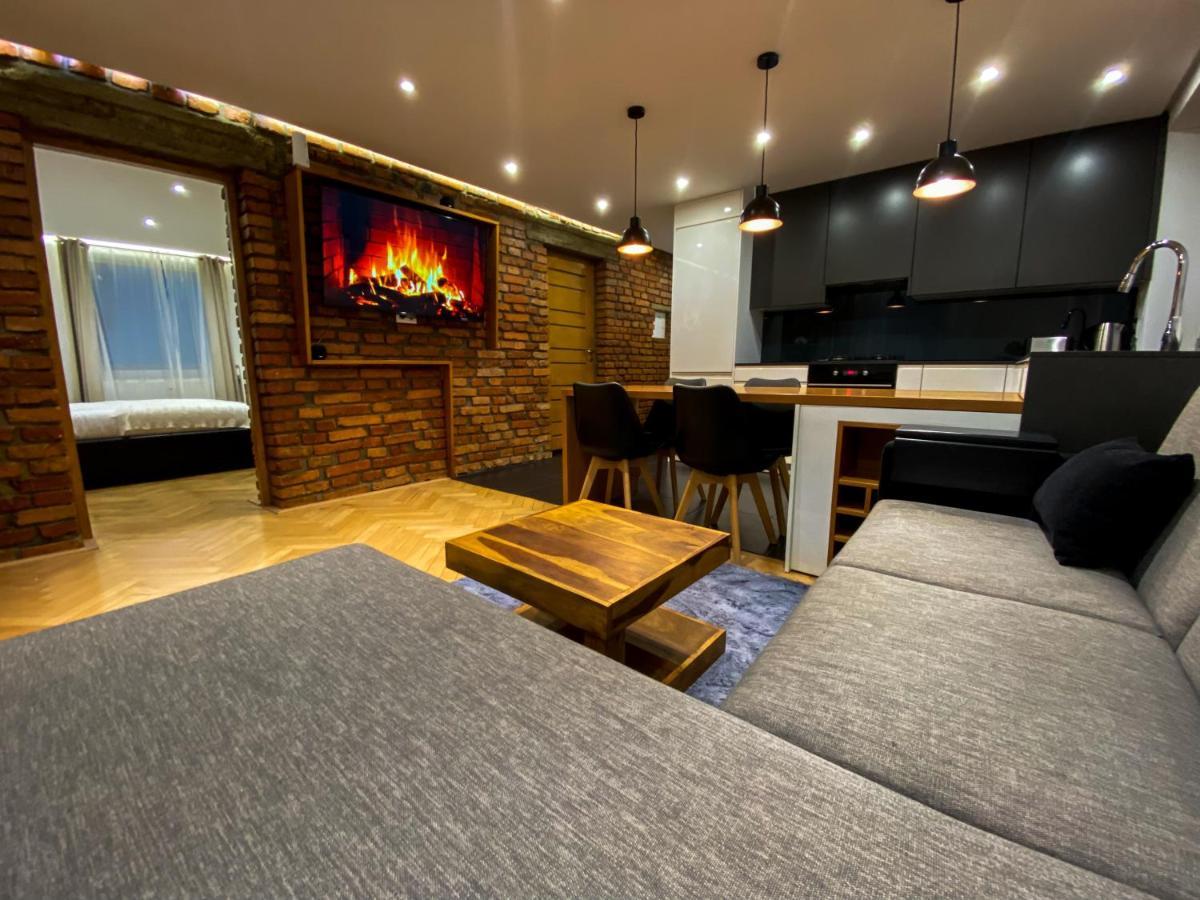 Luxury Apartment In The City Centre Caşonia Exterior foto